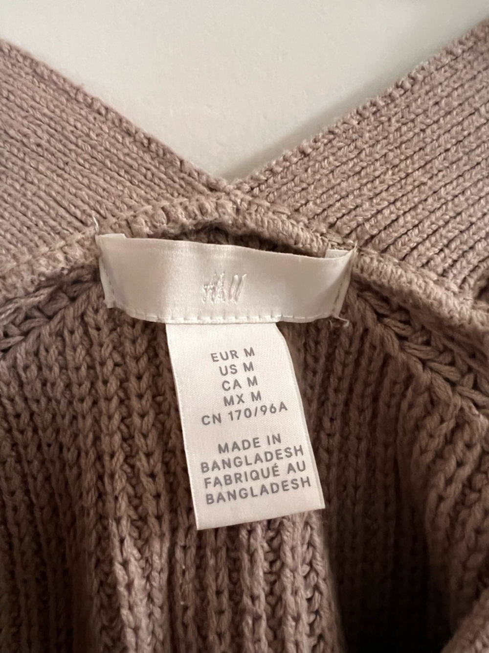 H&M Button Down Cardigan - Picture 2 of 4